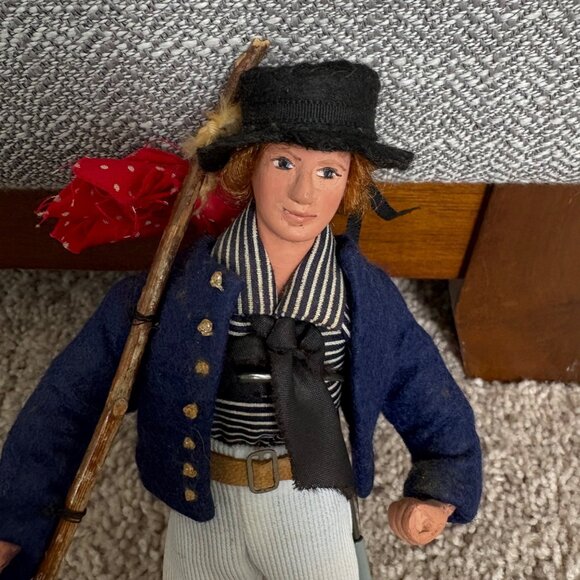 Vintage Folk Art Hobo Figurine Hard Face, Lower Legs, Shoes‎ & Hands 9” on Stand - Picture 2 of 11